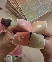 Load image into Gallery viewer, FORTUNE TELLER - DIY PRINT - COOTIE CATCHER - ORACLE GAME -